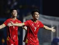 Tuyển Việt Nam tăng bậc trên bảng xếp hạng FIFA sau khi thắng Nepal