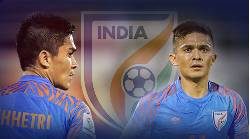 Đội trưởng tuyển Ấn Độ tự tin l&agrave;m kh&oacute; tuyển &Uacute;c