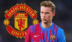 Muốn mua được De Jong, Man United phải 'g&aacute;nh' khoản nợ lương khổng lồ Barca?