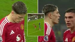 Giận dỗi CĐV MU, Garnacho kh&ocirc;ng ăn mừng d&ugrave; lập si&ecirc;u phẩm