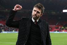 Michael Carrick nổi lên như ứng viên số 1 dẫn dắt MU