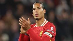 Van Dijk bất ngờ n&oacute;i về khả năng rời Liverpool