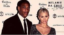 Sevilla đang đ&ograve;i trả về nơi sản xuất, Martial lại bị vợ bỏ v&igrave; 'ăn vụng'