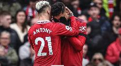 Casemiro bật kh&oacute;c v&igrave; nhận thẻ đỏ trực tiếp thứ 2 trong sự nghiệp