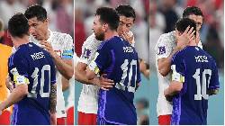 Lewandowski làm rõ tin đồn phản đối Barca đưa Messi trở lại