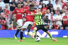 Arsenal, MU lập h&agrave;ng loạt cột mốc nhưng theo c&aacute;ch kh&aacute;c nhau