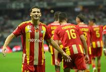 Soi kèo góc Lens vs Sporting Lisbon, 23h45 ngày 13/10