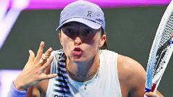 Swiatek mất ngôi số 2 thế giới vào tay Rybakina sau Indian Wells Masters