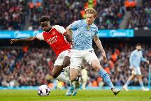 Si&ecirc;u m&aacute;y t&iacute;nh dự đo&aacute;n cuộc đua v&ocirc; địch giữa Arsenal v&agrave; Man City