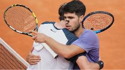 Thắng thuyết phục Draper, Alcaraz lần đầu góp mặt ở bán kết Rome Masters