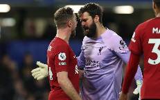 Nhận mức lương trên trời, huyền thoại Liverpool đếm ngày rời Anfield 