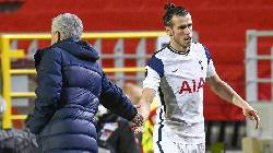 Mourinho ù hết cả tai vì Gareth Bale 