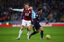 West Ham vs Burnley (22h 16/1): B&uacute;a tạ v&agrave;o phom