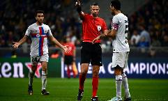 Dự đo&aacute;n, soi k&egrave;o thẻ v&agrave;ng Barcelona vs MU, 0h45 ng&agrave;y 17/2