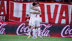 Ph&acirc;n t&iacute;ch k&egrave;o hiệp 1 Huracan vs Barracas Central, 7h30 ng&agrave;y 18/2