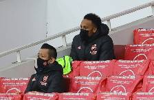 Aubameyang bị trừng phạt trong trận thắng của Arsenal