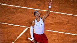 Tay vợt Trung Quốc thắng sốc Sabalenka, gặp Gauff ở bán kết Rome Masters