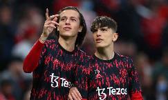 'Báu vật' của M.U được hàng loạt ông lớn 'săn đón' trên TTCN