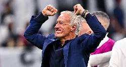 HLV Deschamps đi v&agrave;o lịch sử World Cup c&ugrave;ng tuyển Ph&aacute;p