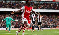 Soi k&egrave;o phạt g&oacute;c Newcastle vs Arsenal, 2h ng&agrave;y 17/5