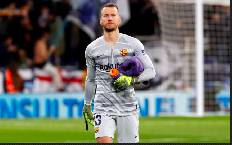 Barca gieo sầu cho Arsenal trong tham vọng sở hữu Neto