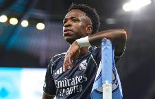 Vinicius ăn mừng chế giễu Man City