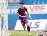Top ghi bàn V.League 2021 mới nhất tối 18/4: Tiến Linh sánh ngang Văn Toàn