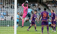 Soi kèo phạt góc Perth Glory vs Brisbane Roar, 12h05 ngày 20/2