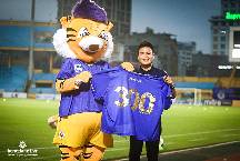 Quang Hải thắng tuyệt đối ở cuộc bầu chọn Tiền vệ hay nhất AFC Cup