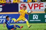 Nhà vô địch V-League 2017 sẽ xuống hạng trong Ngày Phụ nữ Việt Nam, 20/10?