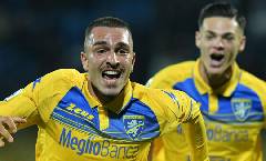 Soi k&egrave;o phạt g&oacute;c Frosinone vs Cagliari, 18h30 ng&agrave;y 21/1