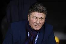 Napoli sa thải HLV Walter Mazzarri trước trận gặp Barcelona ở c&uacute;p C1 ch&acirc;u &Acirc;u
