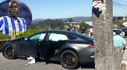 Tân binh Chelsea - Malang Sarr gặp tại nạn ô tô