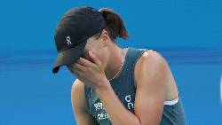 Swiatek thua sốc tay vợt hạng 50 thế giới ngay ở vòng mở màn Miami Open