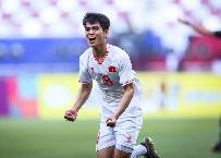 CĐV trầm trồ khen ngợi siêu phẩm đá phạt của Khuất Văn Khang