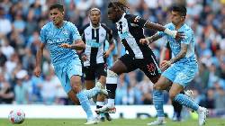 Soi k&egrave;o phạt g&oacute;c Newcastle vs Man City, 22h30 ng&agrave;y 21/8