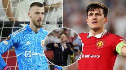 Maguire v&agrave; De Gea c&ugrave;ng 'b&oacute;p team', nhưng Ten Hag chỉ tr&aacute;ch cứ một người