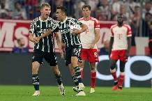 Fan M.U phấn khích với 2 hành động 'điểm 10' của tân binh