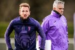 Tottenham buộc Jose Mourinho phải thay đổi thói quen