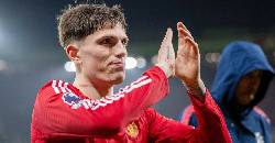 MU hạ gi&aacute; b&aacute;n Garnacho cho Napoli