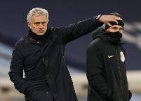 Tin chuyển nhượng 22/2: Mourinho đối mặt nguy cơ bị sa thải