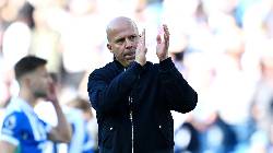 HLV Arne Slot thừa nhận đau đớn sau thất bại sốc của Liverpool