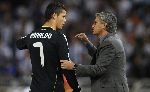 Mourinho bóng gió thừa nhận được Ronaldo 'rủ rê' về Juventus