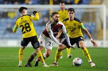 Lịch thi đấu b&oacute;ng đ&aacute; h&ocirc;m nay 23/3: Oxford Utd vs Northampton