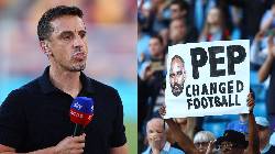 Gary Neville 'đọc vị' b&iacute; quyết chiến thắng của Pep ở Man City