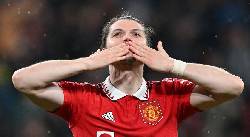 Ng&ocirc;i sao 't&igrave;nh thế' b&agrave;y tỏ t&igrave;nh y&ecirc;u, chốt tương lai với Man United