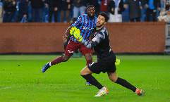 Soi kèo phạt góc Trabzonspor vs Istanbul Basaksehir, 23h ngày 25/12