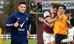 Raul Jimenez trở lại sau chấn thương nứt sọ