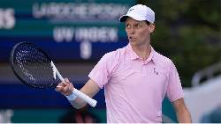 Sinner phá kỷ lục của Djokovic, giành vé vào vòng 4 Miami Open 2026