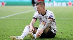 Kroos chửi thẳng mặt ngôi sao qua Ả rập: 'Thật đáng xấu hổ'